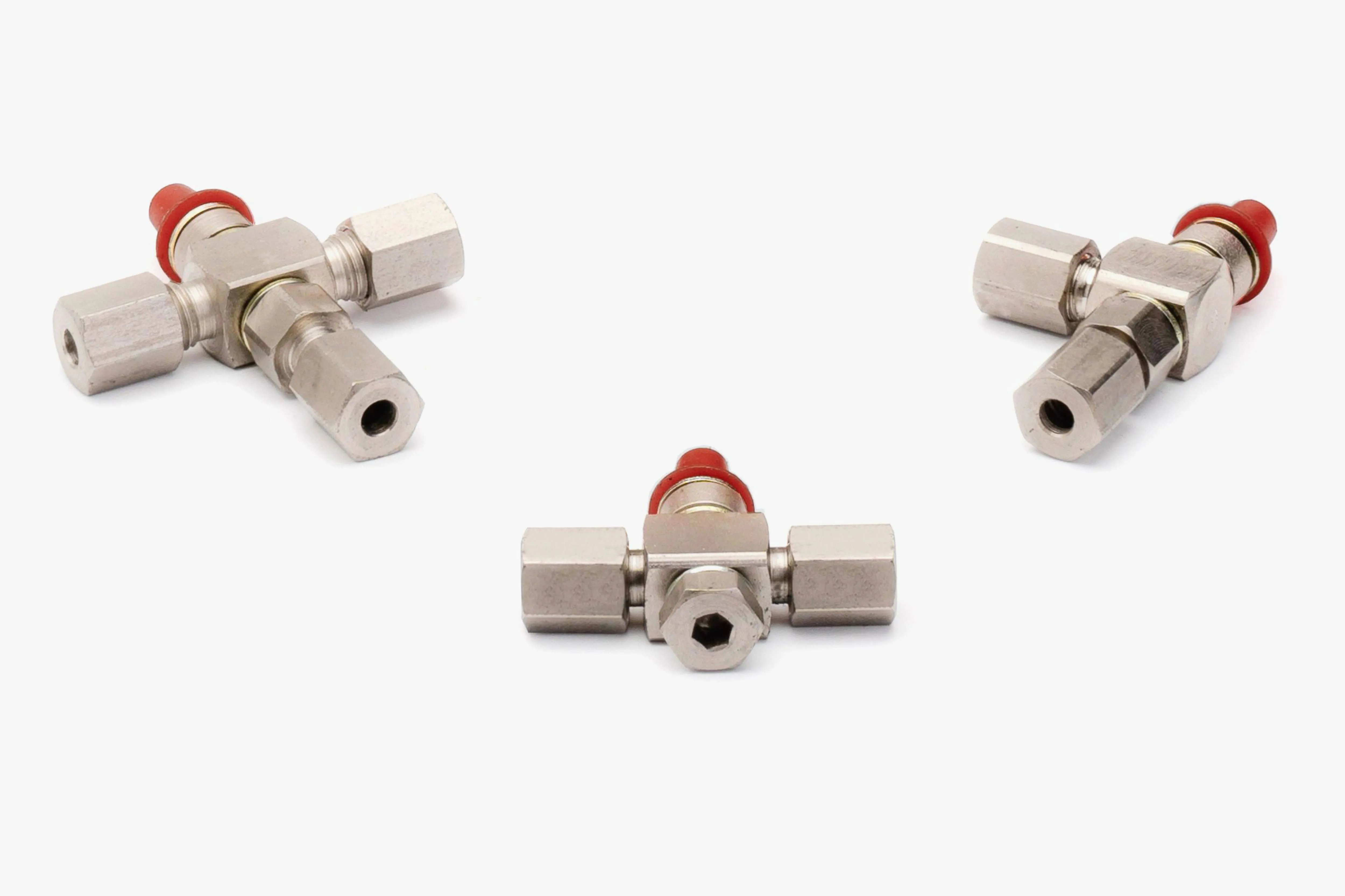 Micro Conexões<br />e Adaptadores Rosca M6 x M8